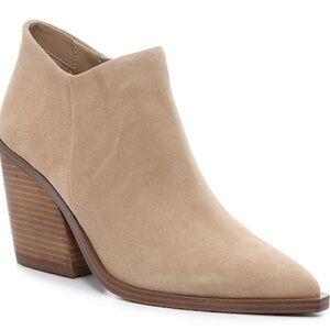 Vince Camuto Golivia suede bootie